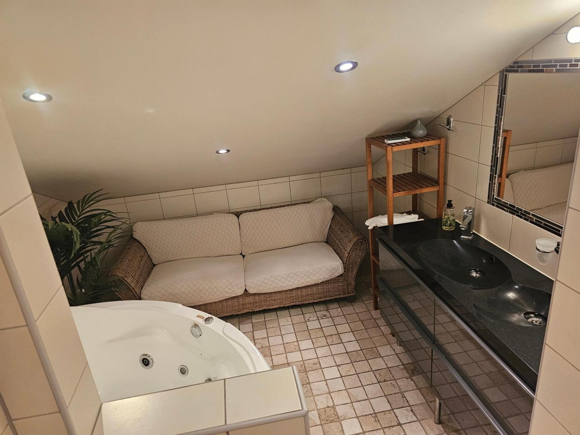 Full Privacy Townhome In Oslo With Wifi Exterior photo
